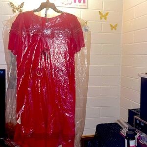 Beautiful red short sleeve dress. XL.